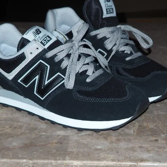 New Balance 574 - Picture 5 of 5